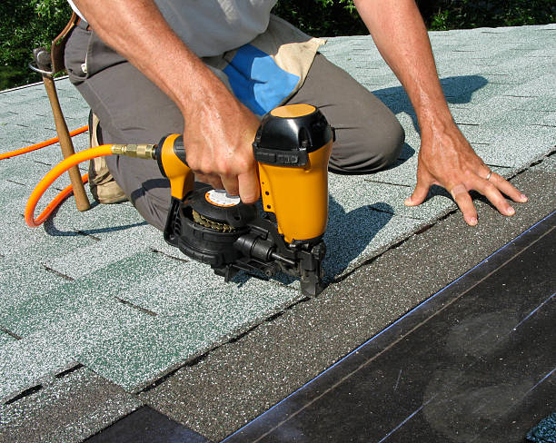 Roof Gutter Cleaning in Bridgeport, CT